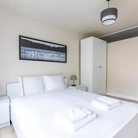 Modern Prime Location 1bed Bright Home! #243 İstanbul