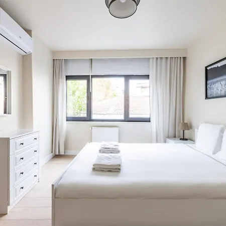 Apartmán Modern Prime Location 1bed Bright Home! #243 *