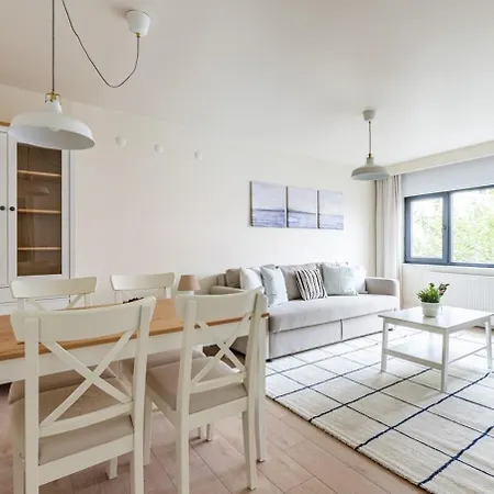 Apartment Modern Prime Location 1bed Bright Home! #243