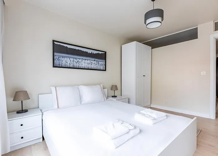 Modern Prime Location 1bed Bright Home! #243 Istambul