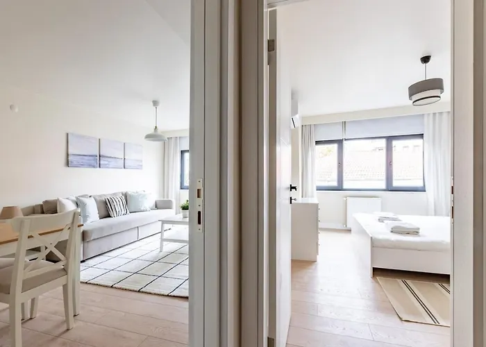 Modern Prime Location 1bed Bright Home! #243 Appartement *