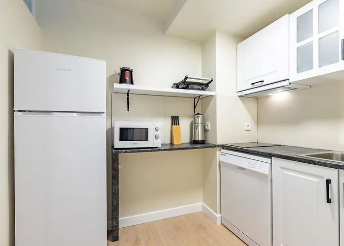 Appartement Modern Prime Location 1bed Bright Home! #243 *